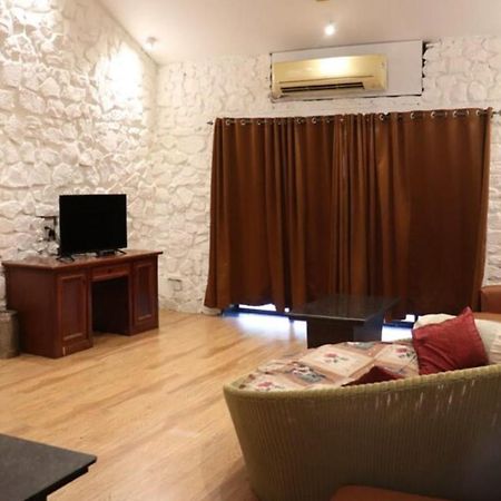 Lion'S Cage Villa Igatpuri Luaran gambar